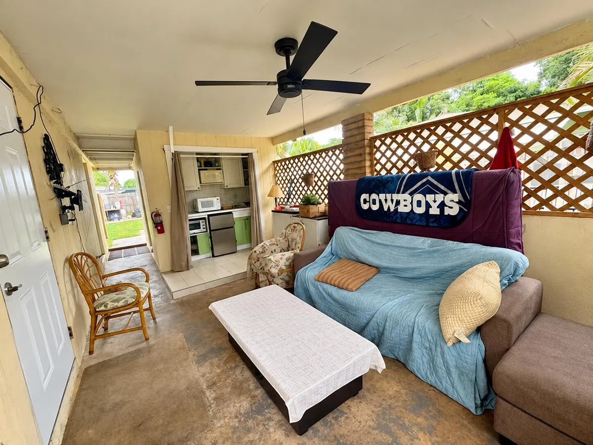Residence photo 16