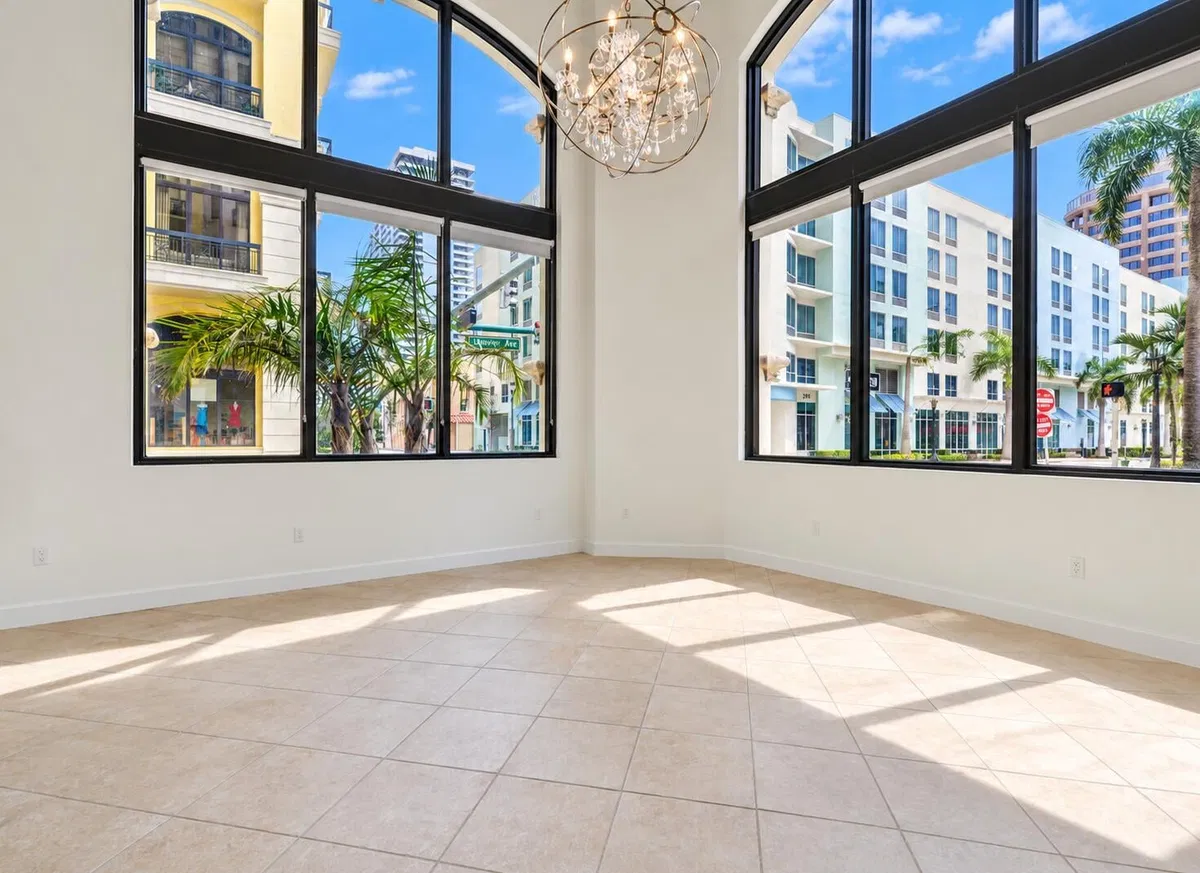 One City Plaza Unit 118