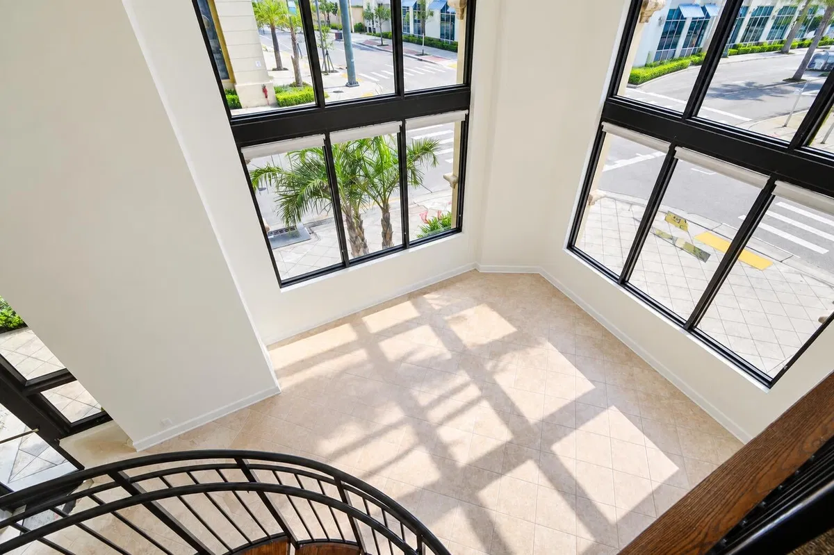 One City Plaza Unit 118 photo 7