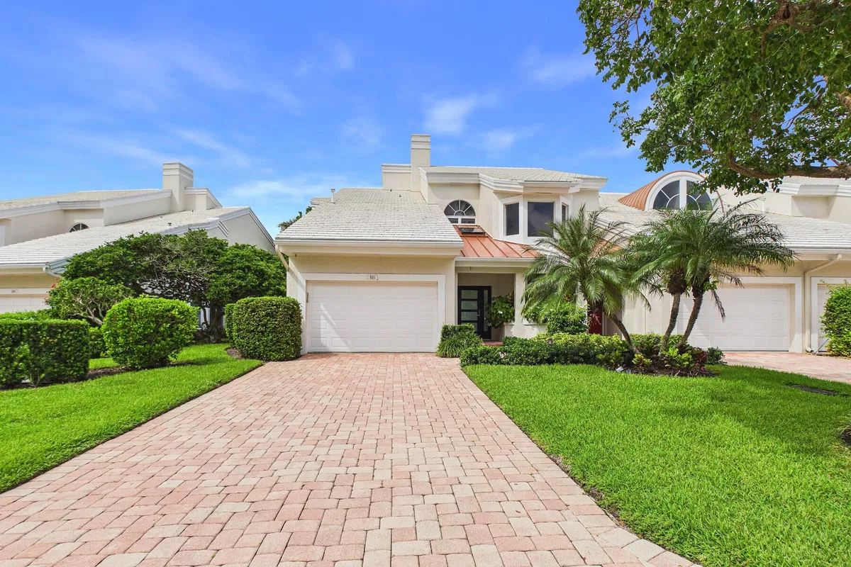 Admirals Cove Residence photo 34