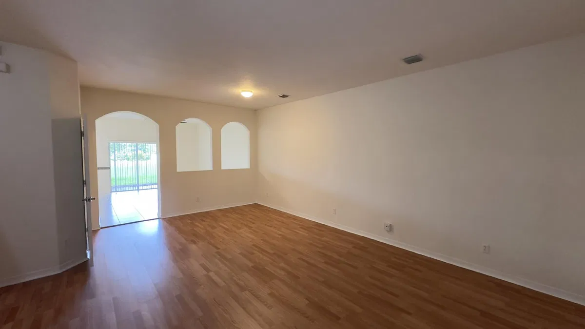 Residence photo 19
