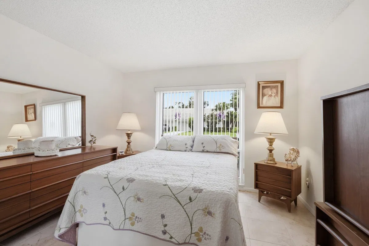 Residence photo 13