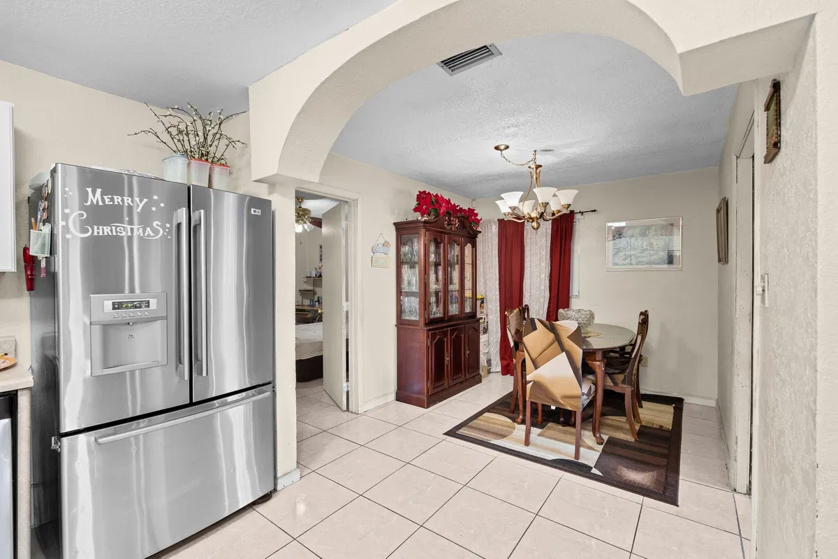 Residence photo 7