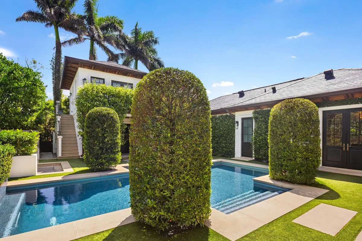 North End Palm Beach Residence photo 43