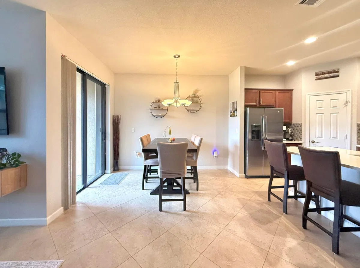  Residence photo 10