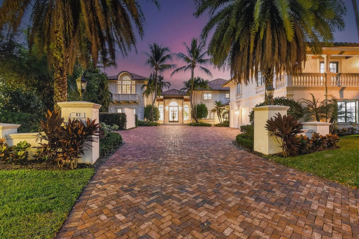 Admirals Cove Residence photo 4
