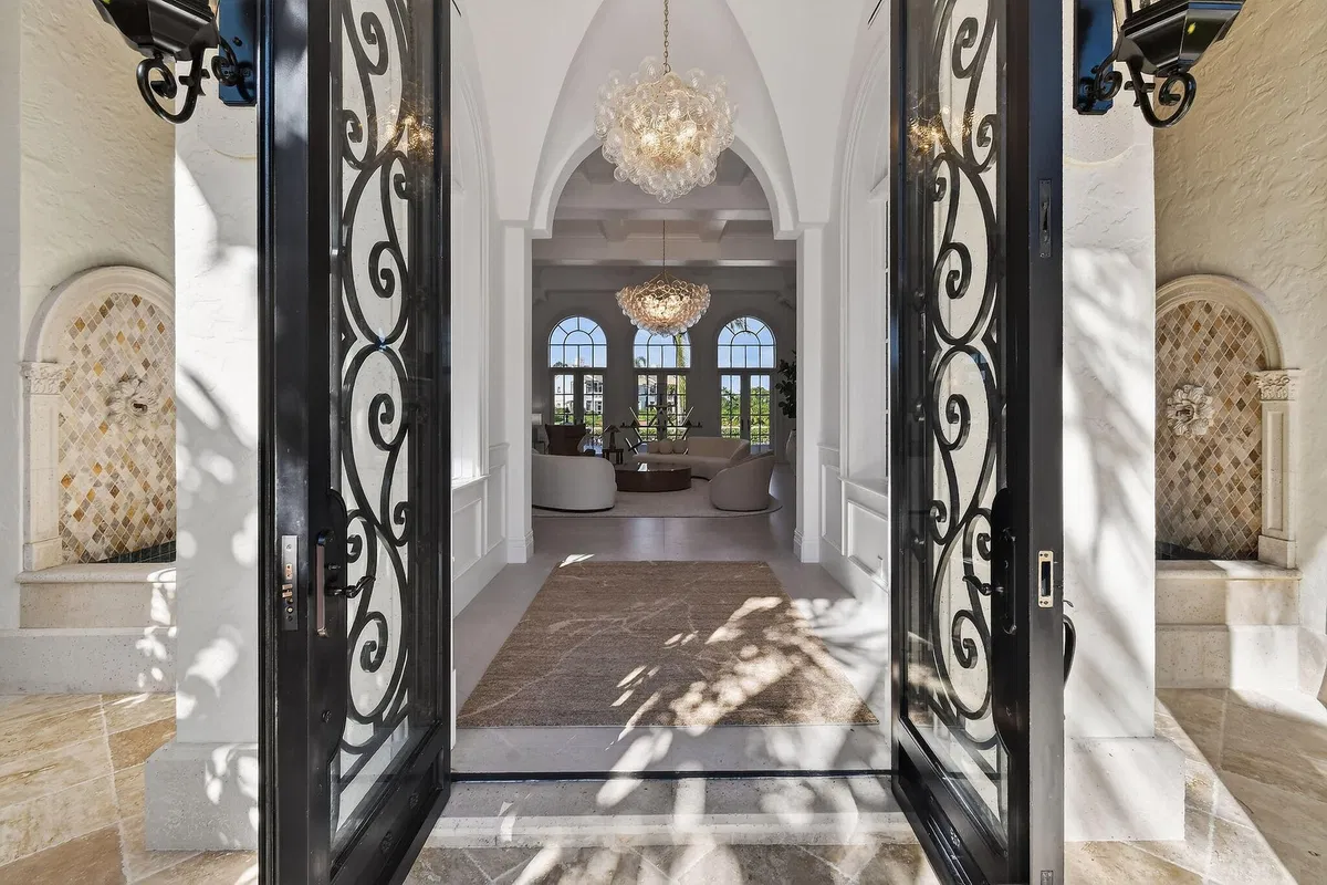 Admirals Cove Residence photo 7