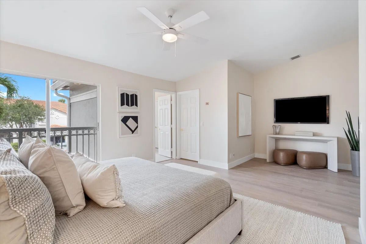 Residence photo 13