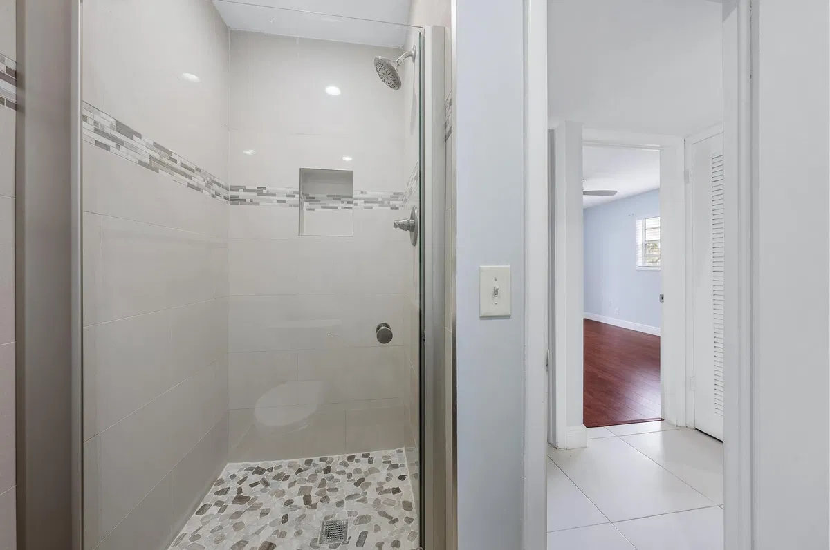 Residence photo 10