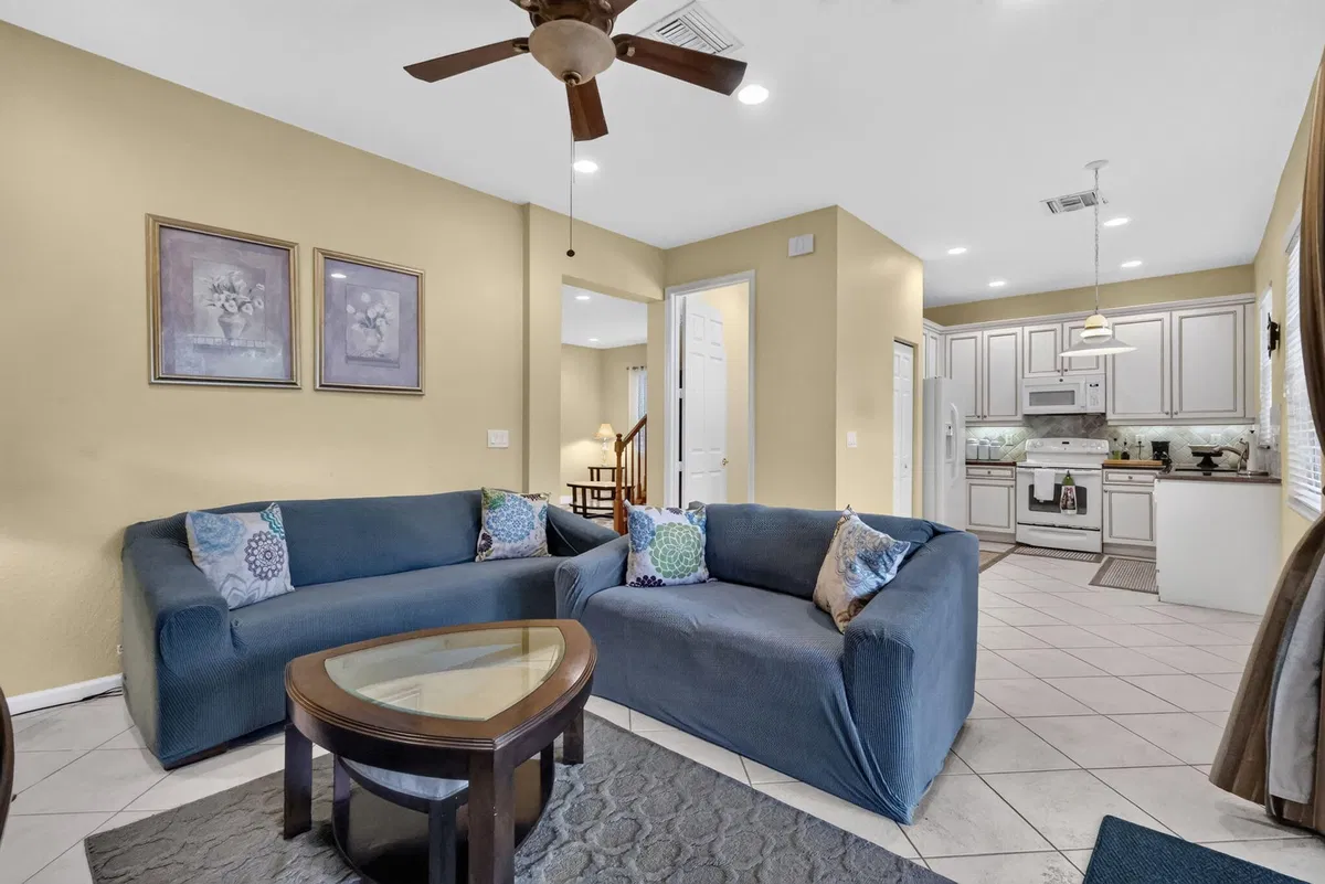 Residence photo 10