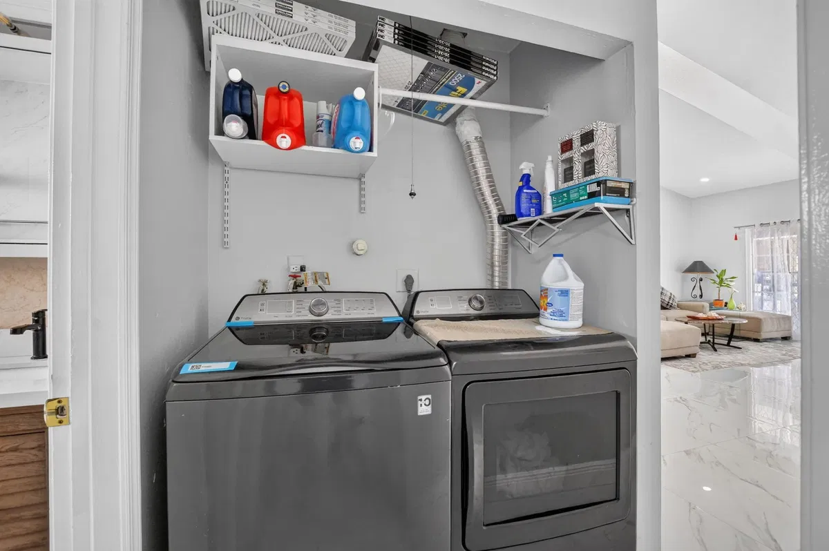 Residence photo 28