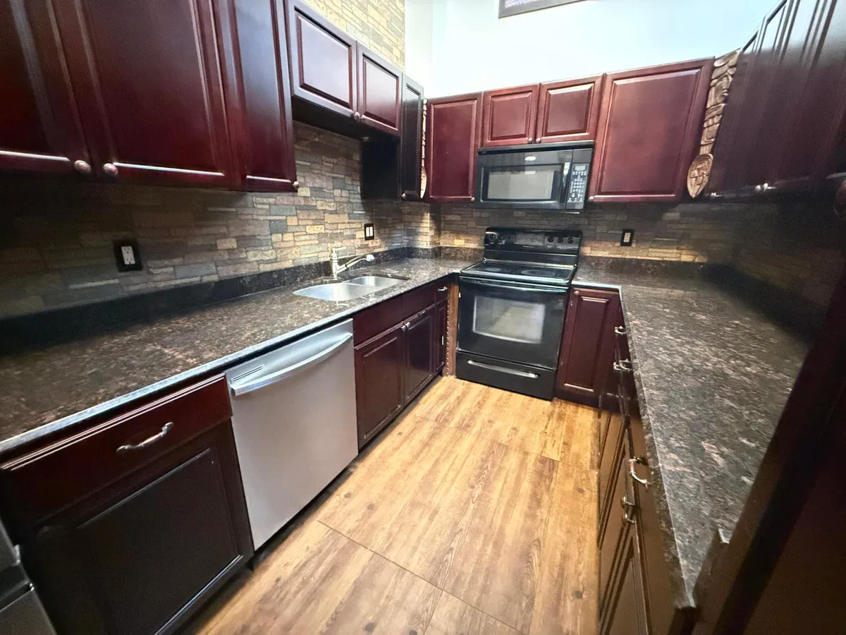 Residence photo 7