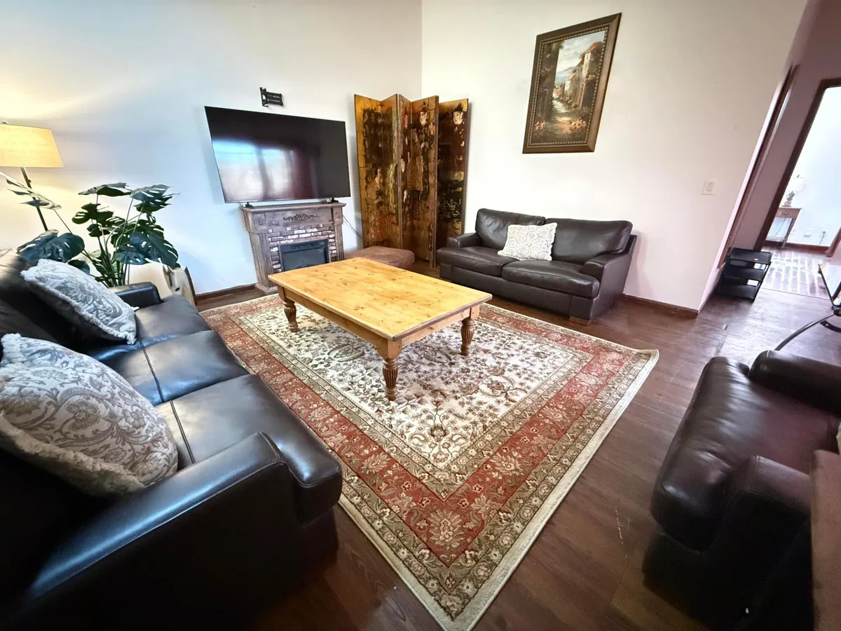 Residence photo 4