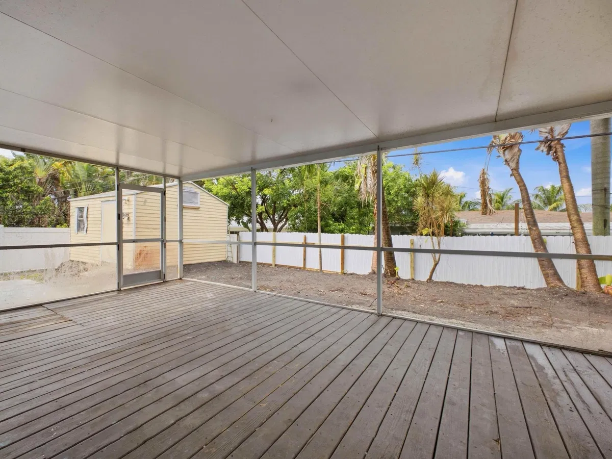 Residence photo 37