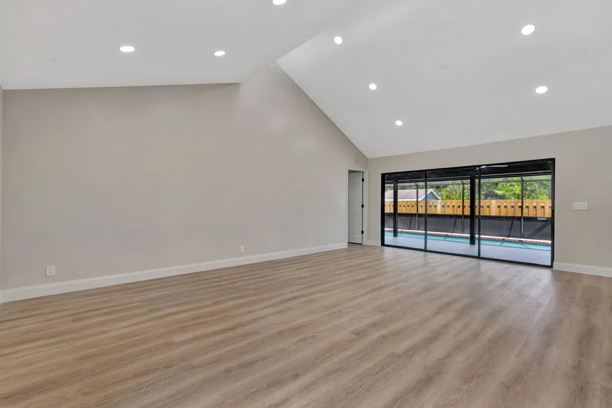 Residence photo 13