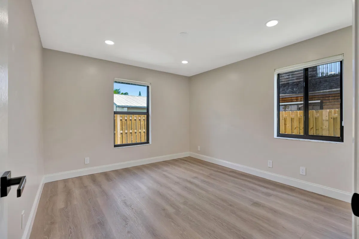 Residence photo 31