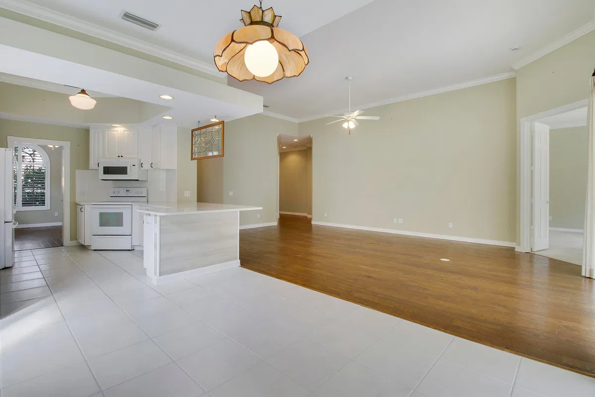Residence photo 10