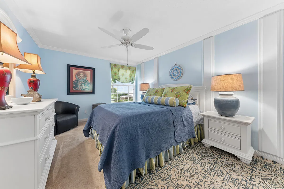  Residence photo 16