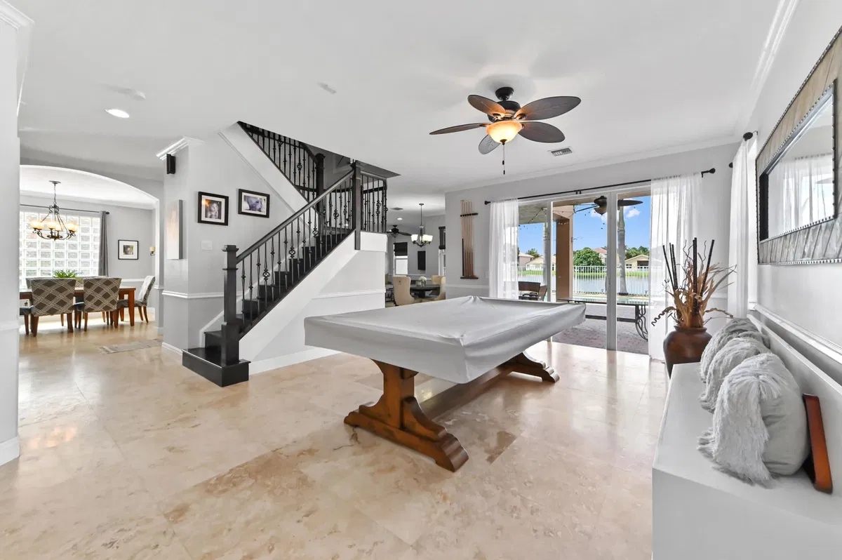 Residence photo 4