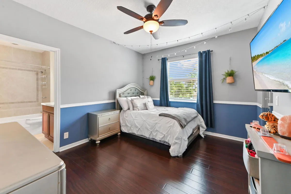 Residence photo 28