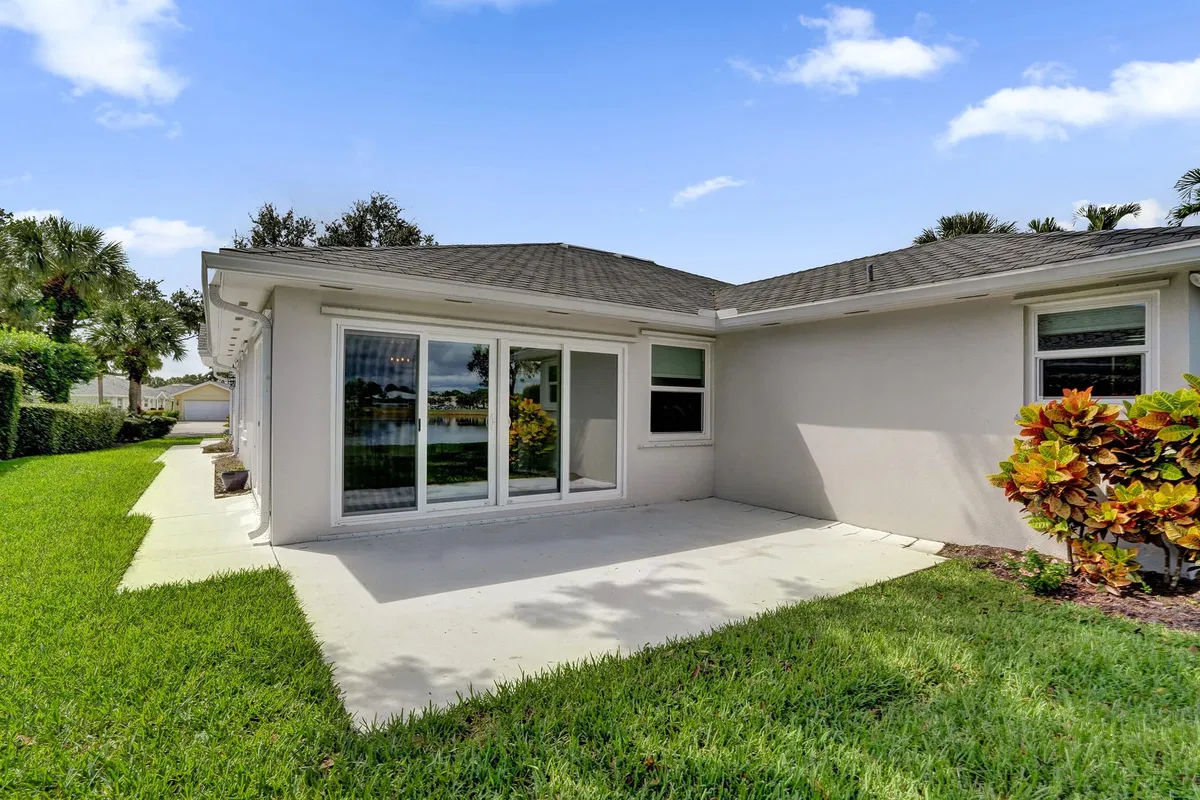 Residence photo 25