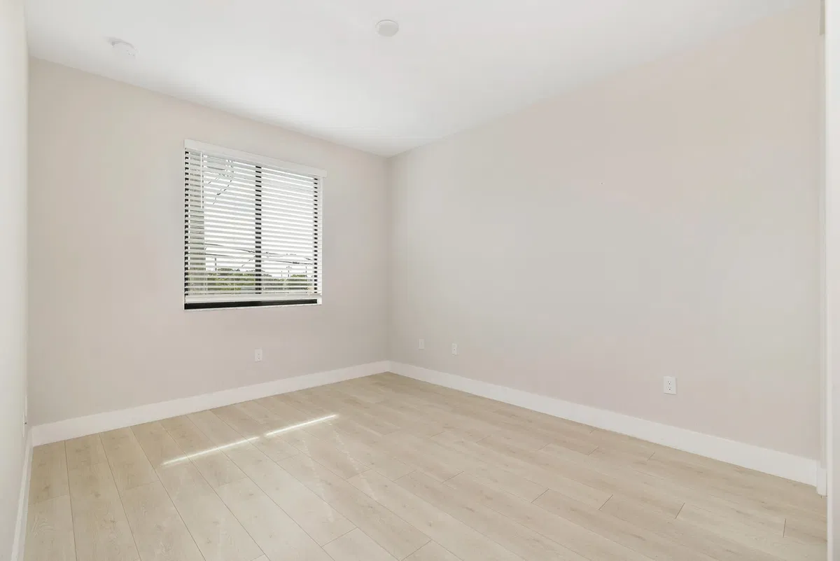  Residence photo 19
