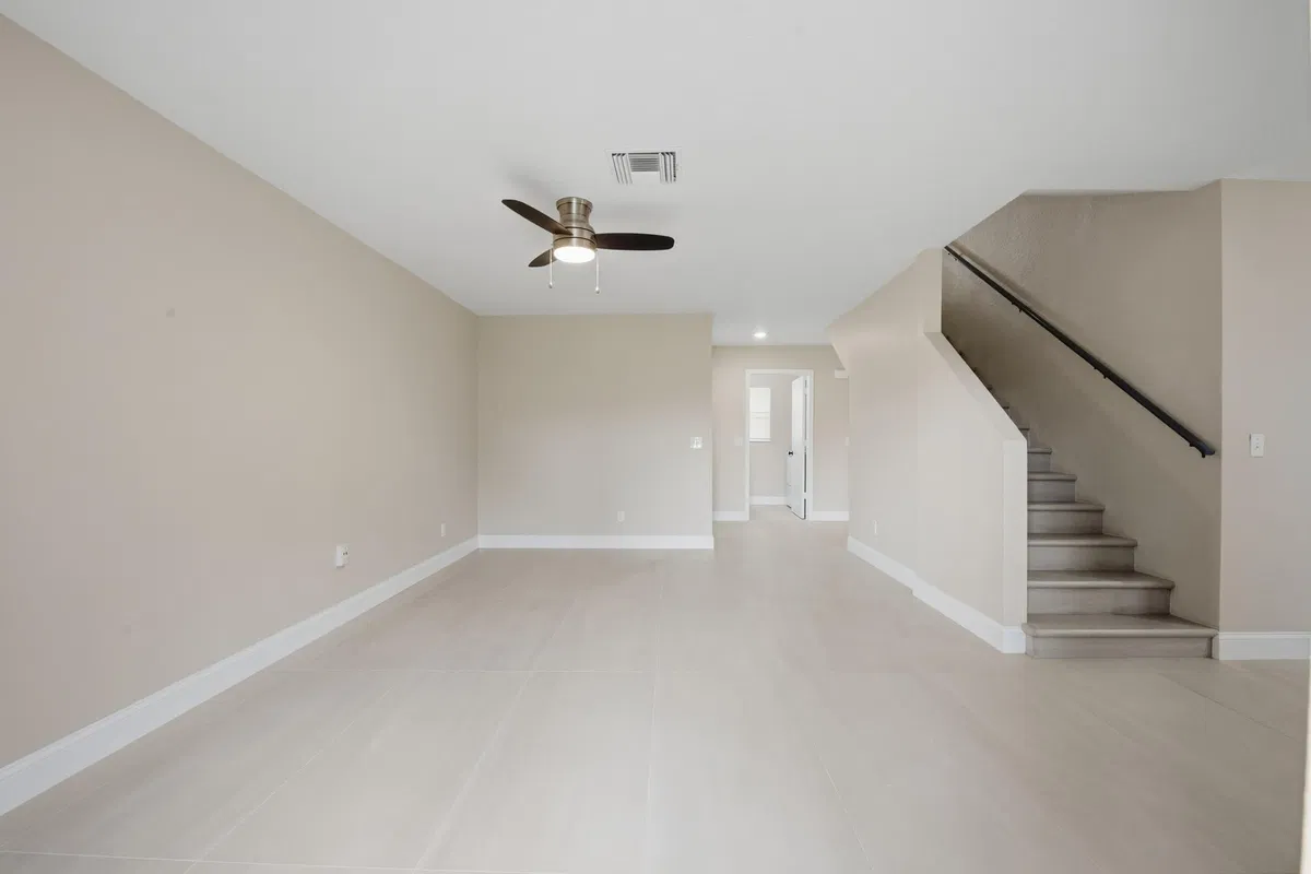  Residence photo 13
