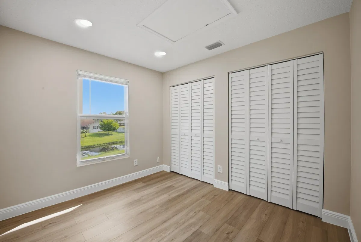 Residence photo 19