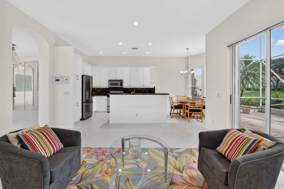 Residence photo 28