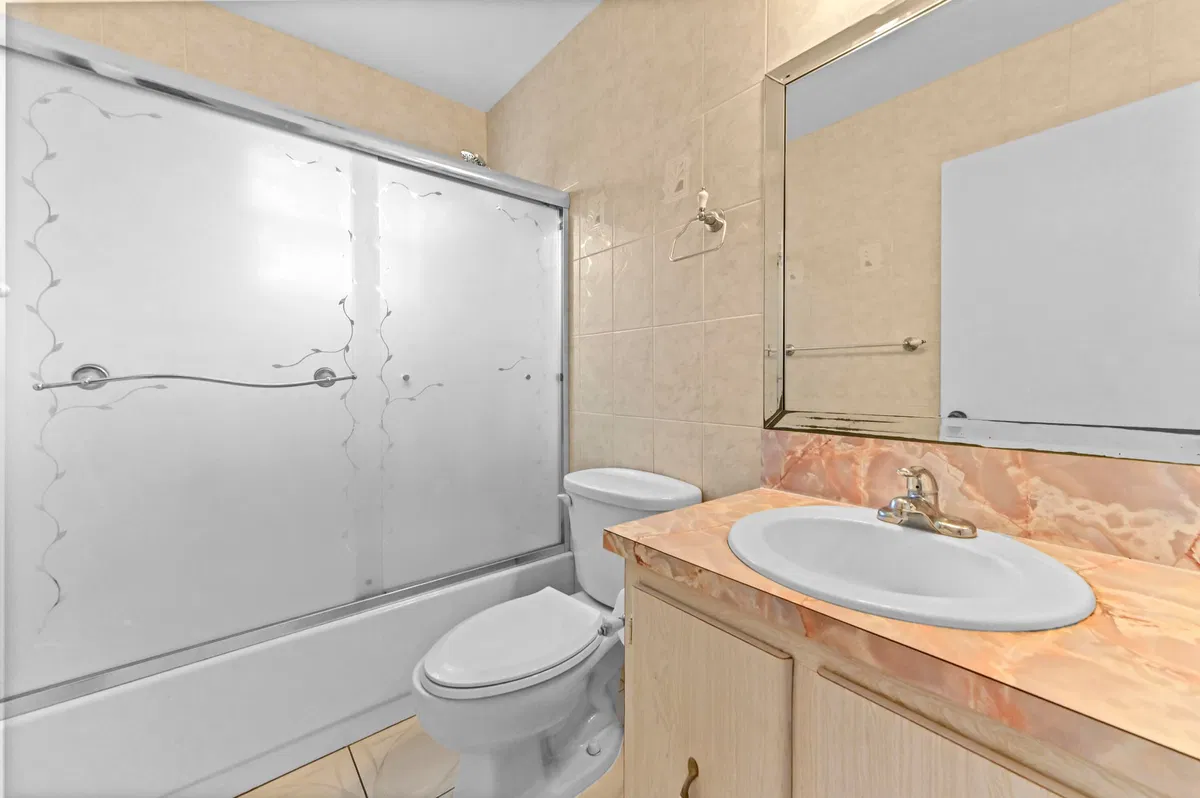 Residence photo 13