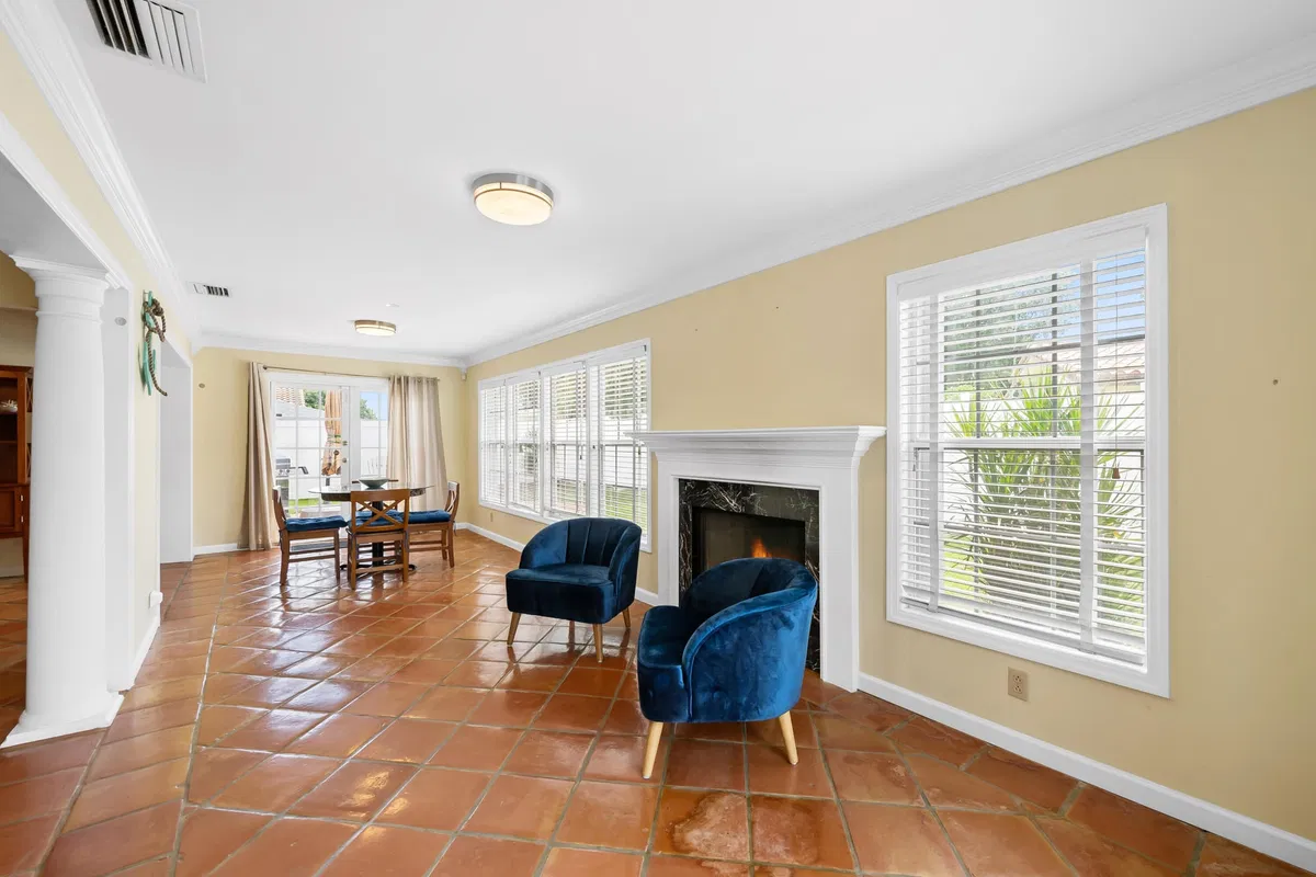 Residence photo 10