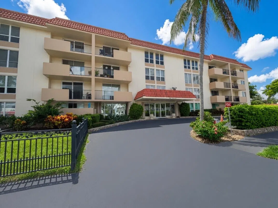 Boca Raton Unit 4P