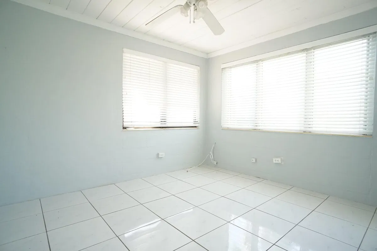 Palm Beach Shores Residence photo 10