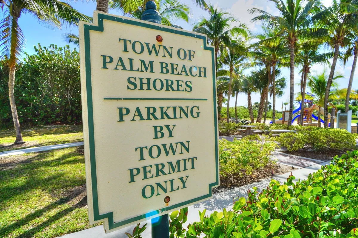 Palm Beach Shores Residence photo 22