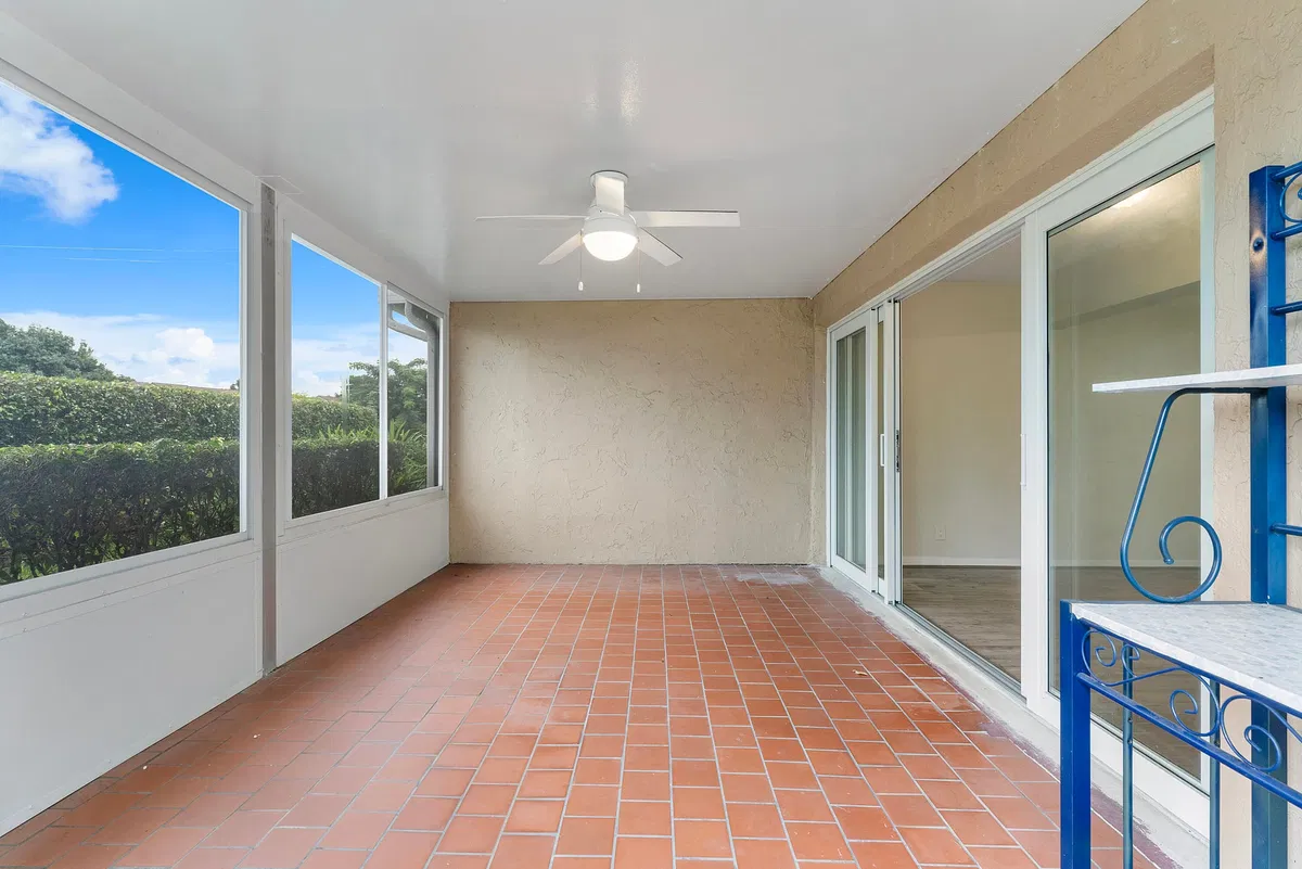 Unit 103 photo 19