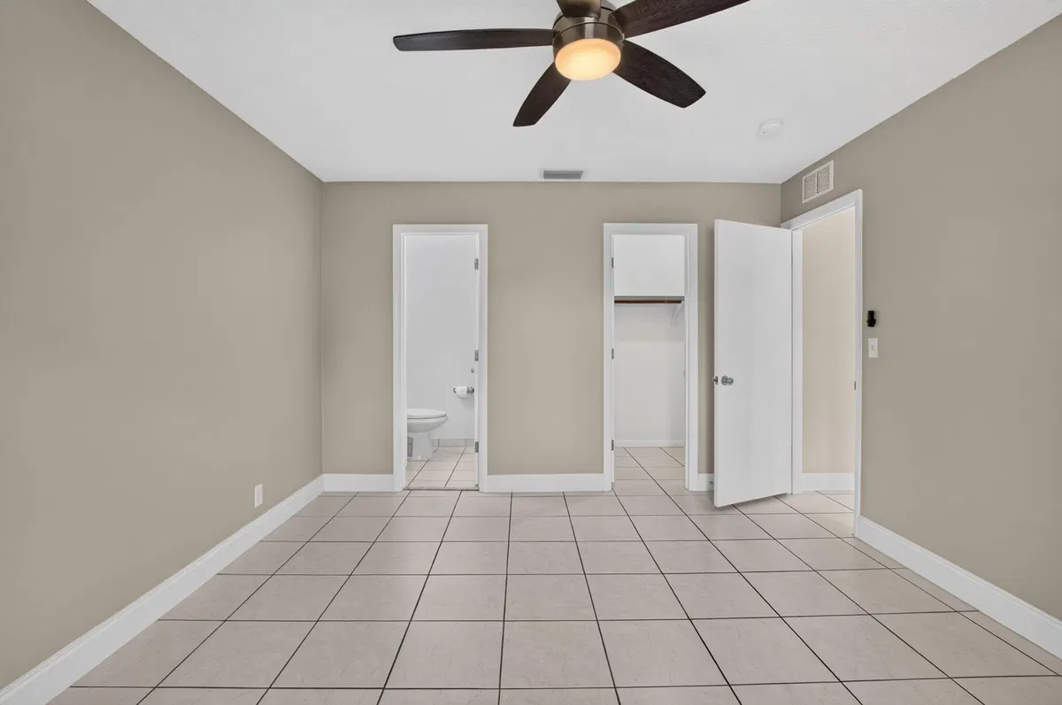 Residence photo 28