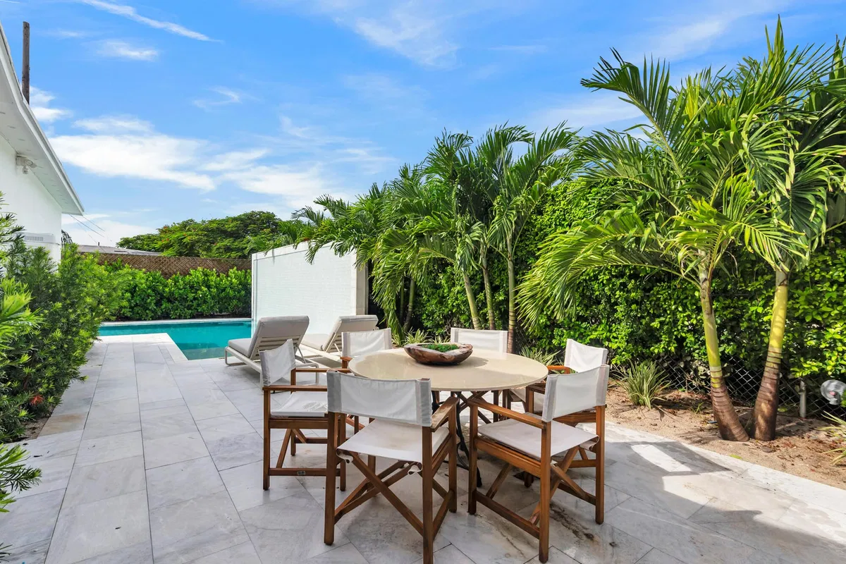 SoSo West Palm Beach Residence photo 34