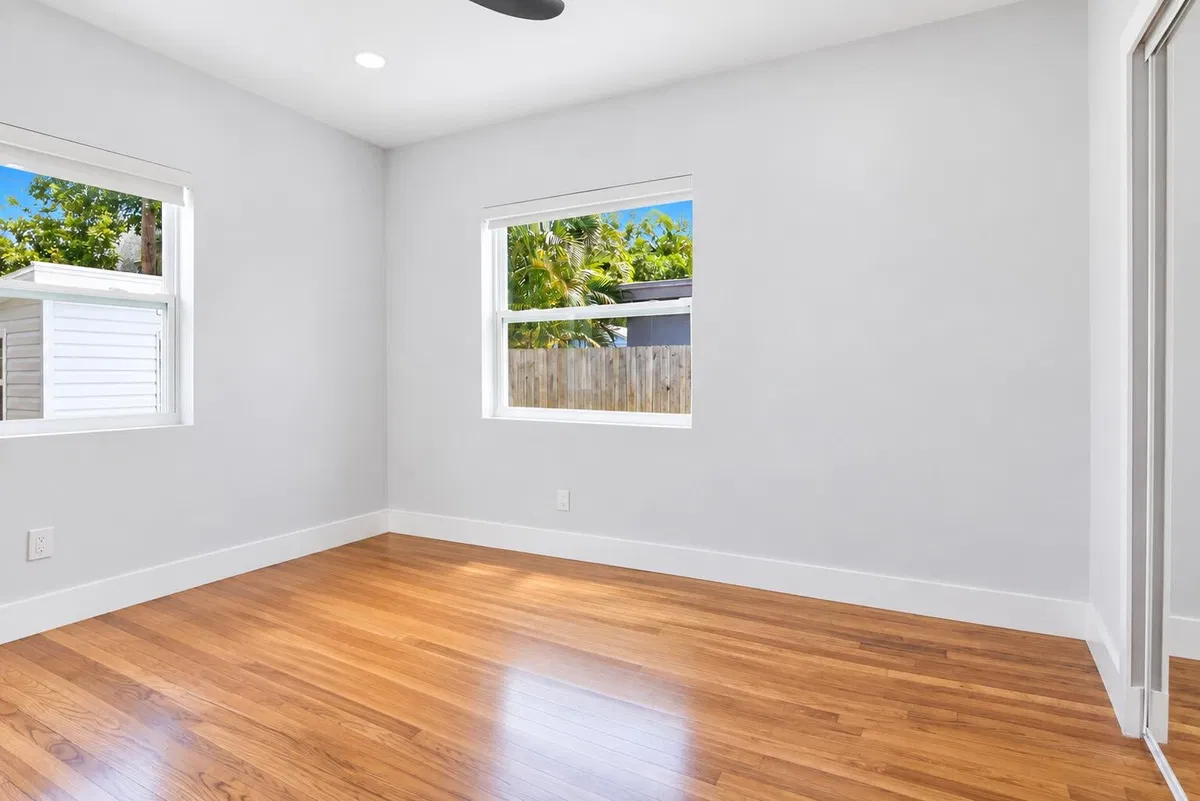 Residence photo 25