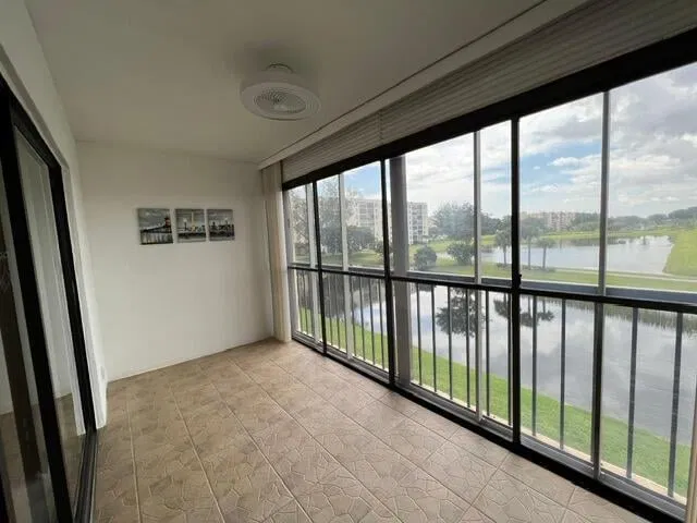 Unit 306 photo 13