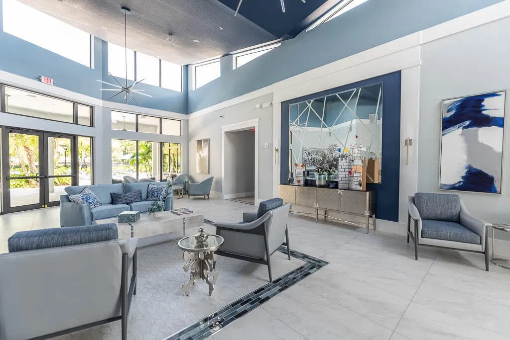  Unit 2020 photo 43
