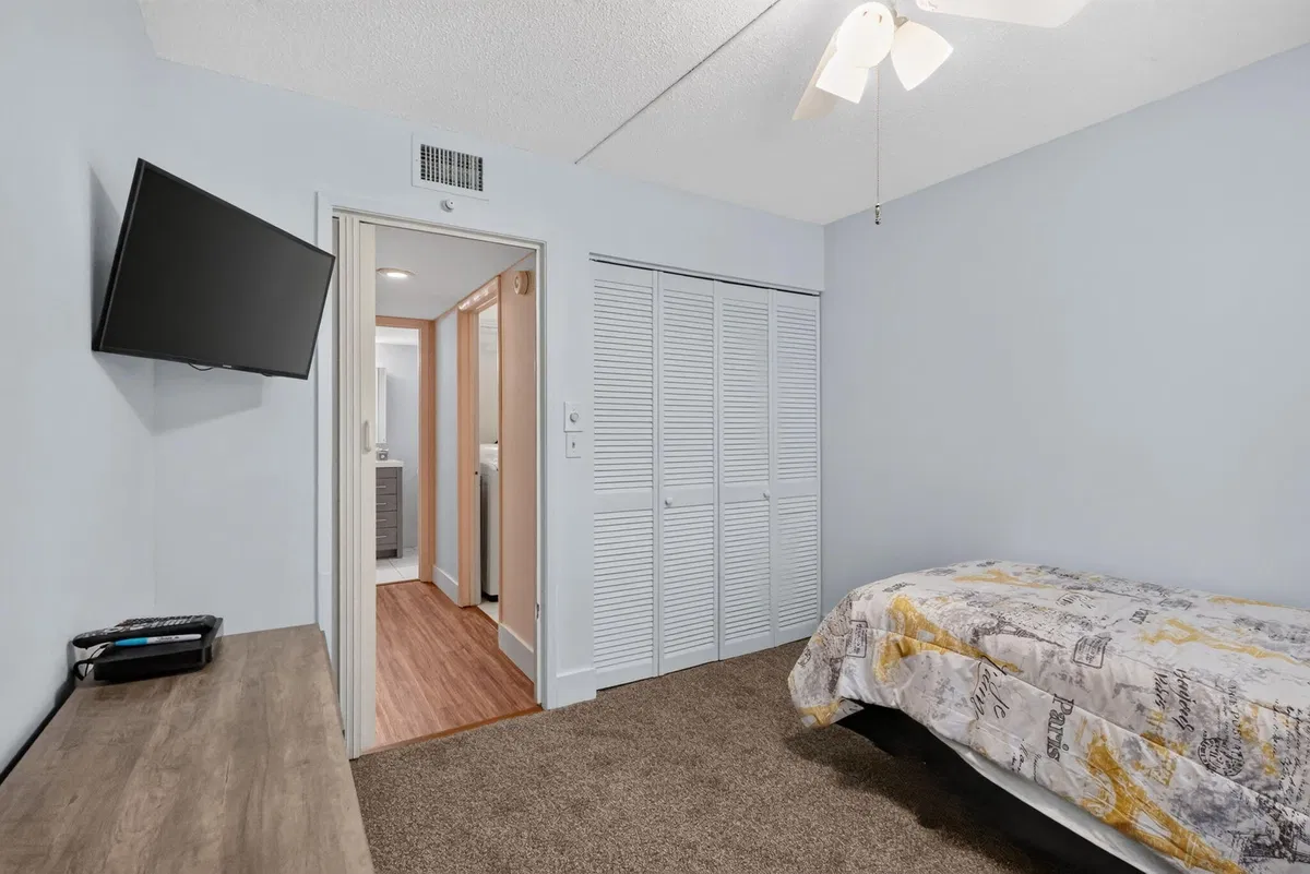  Unit 103 photo 28