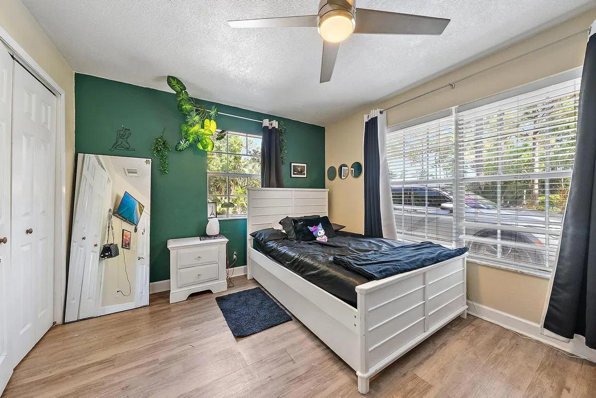  Residence photo 13