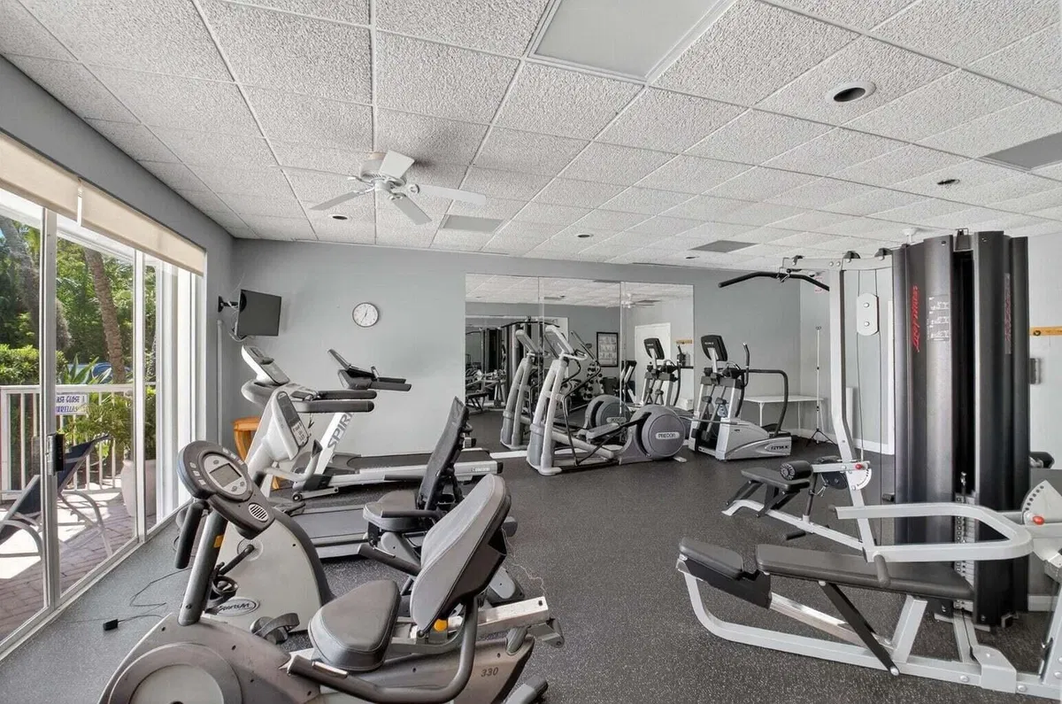  Unit 1204 photo 31