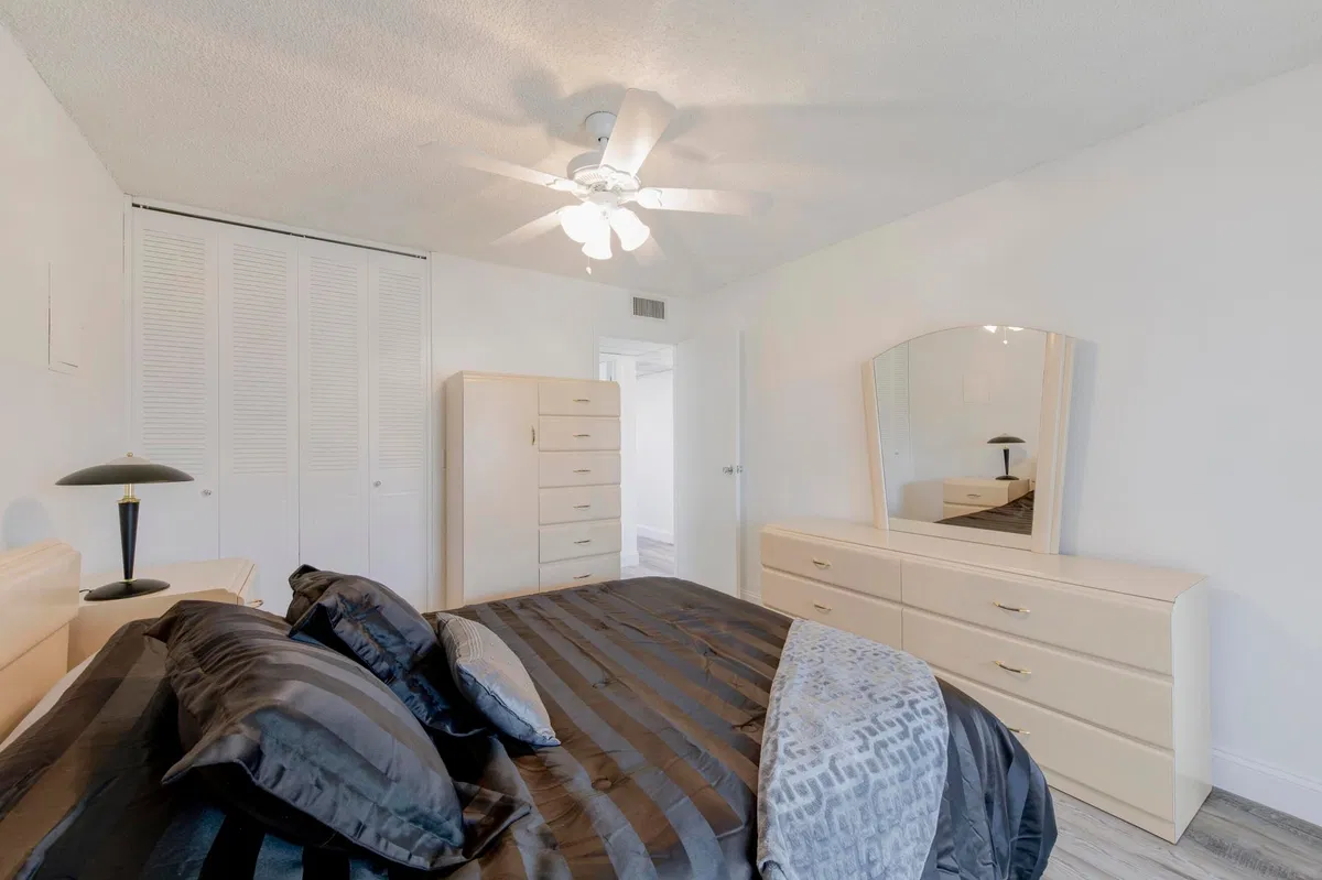  Residence photo 10