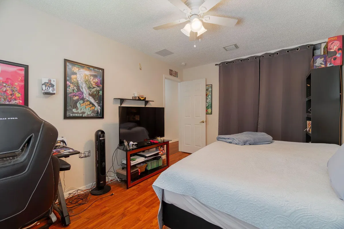  Residence photo 25
