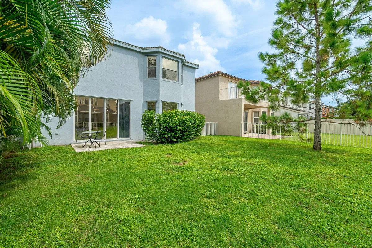  Residence photo 46