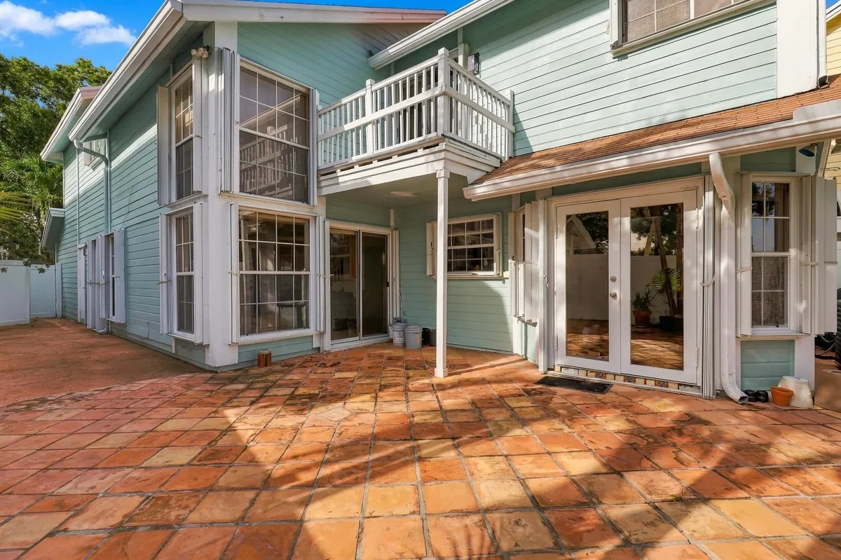 Residence photo 37