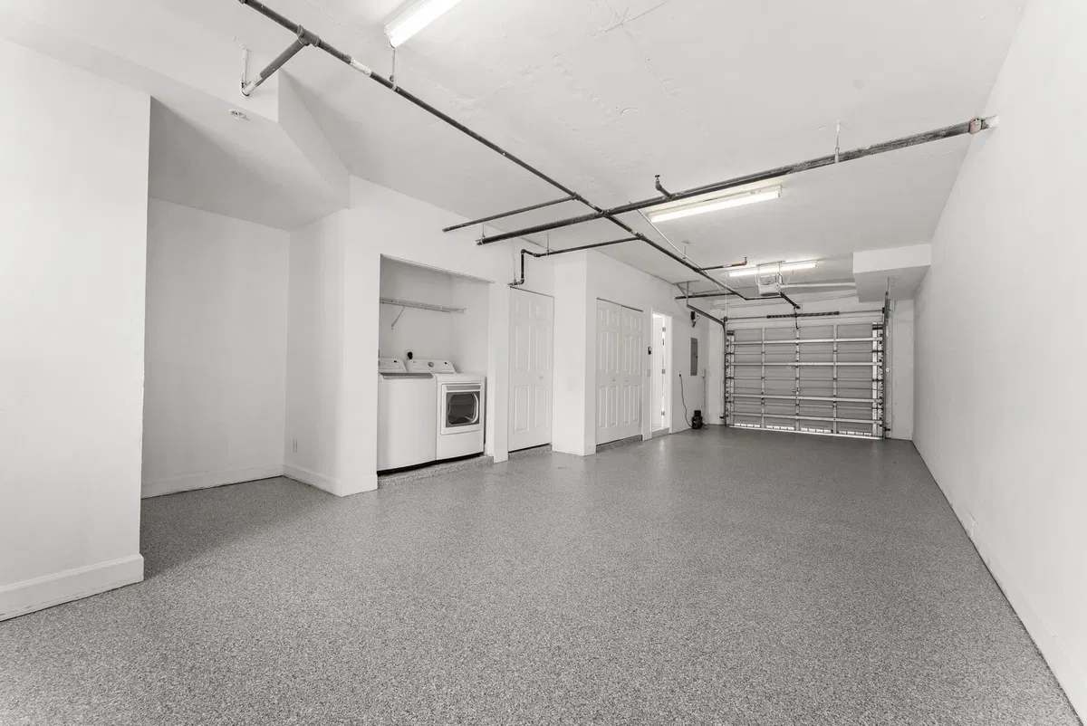  Residence photo 28