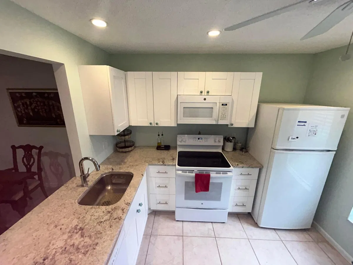Residence photo 4