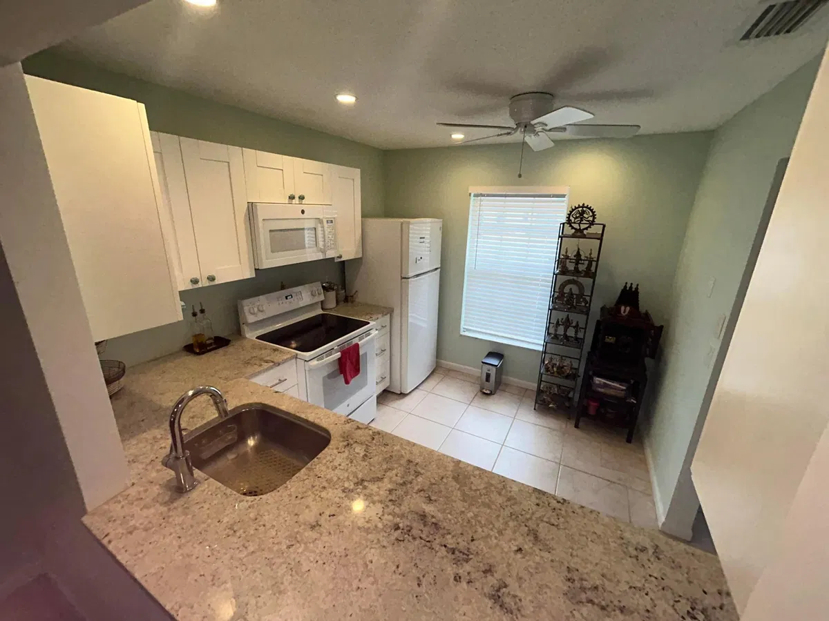 Residence photo 7